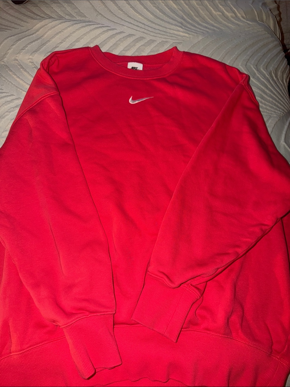 Nike womens pink Crewneck Sweatshirt